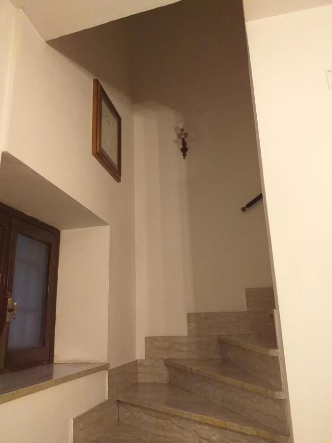 La Casa Di Lina Apartment Sezze Exterior photo